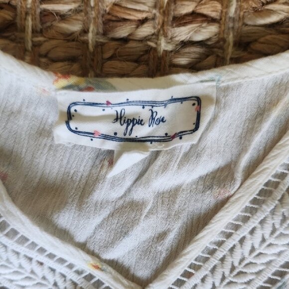 Hippie Rose White and Yellow Floral Blouse Peplum V-Neck - Picture 2 of 6